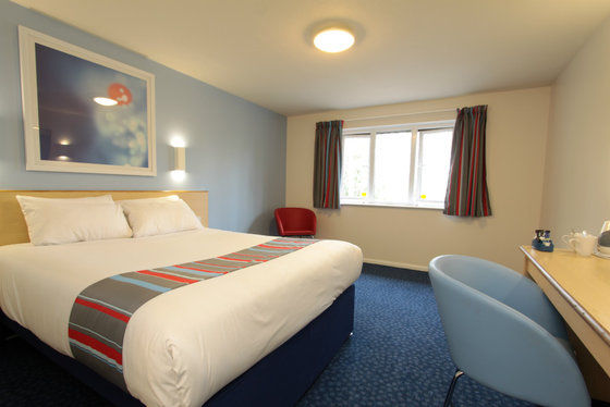 Travelodge Northampton Upton Way Rum bild