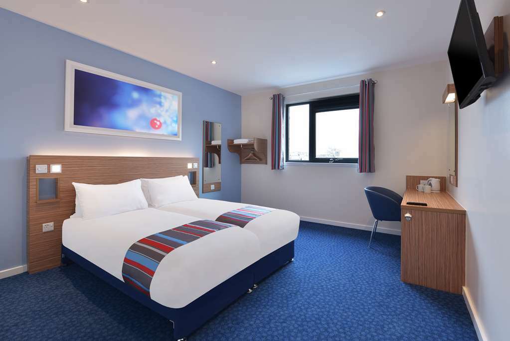 Travelodge Northampton Upton Way Rum bild